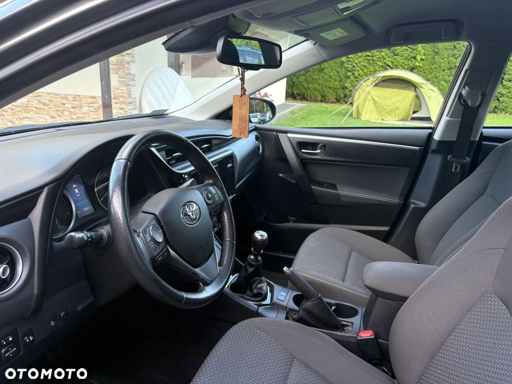 Toyota Corolla 1.6 Active - 16