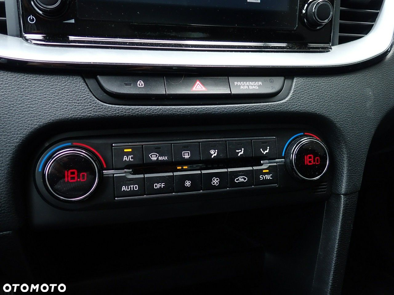 Kia XCeed - 31