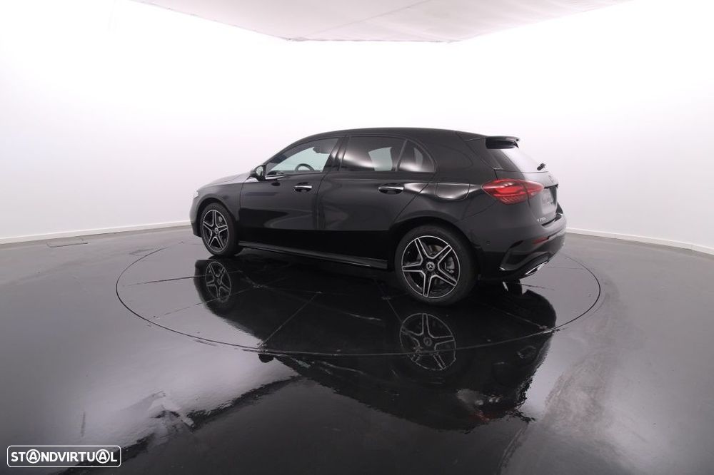 Mercedes-Benz A 250 e AMG Line - 4