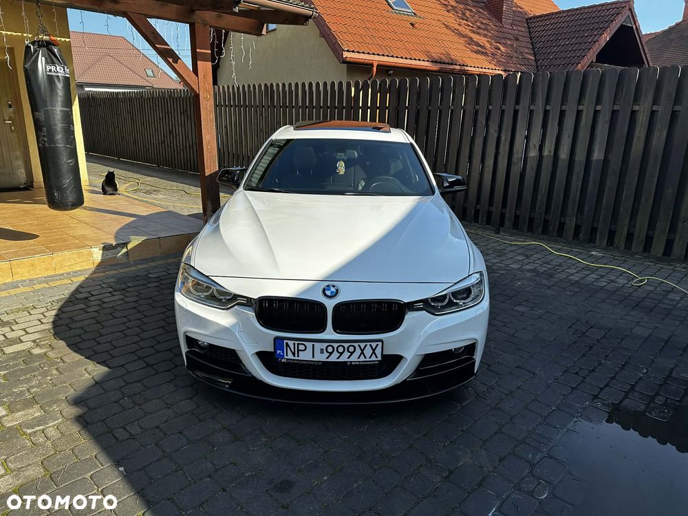 BMW Seria 3 328i - 2