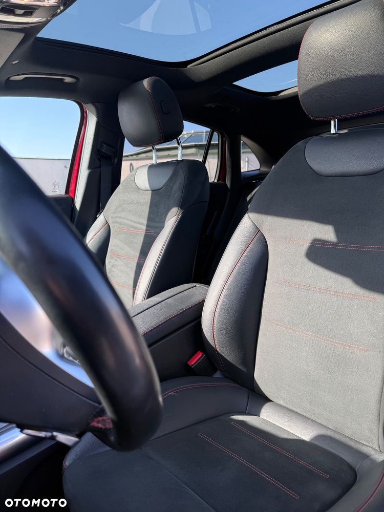 Mercedes-Benz GLA 180 d Business Edition - 17