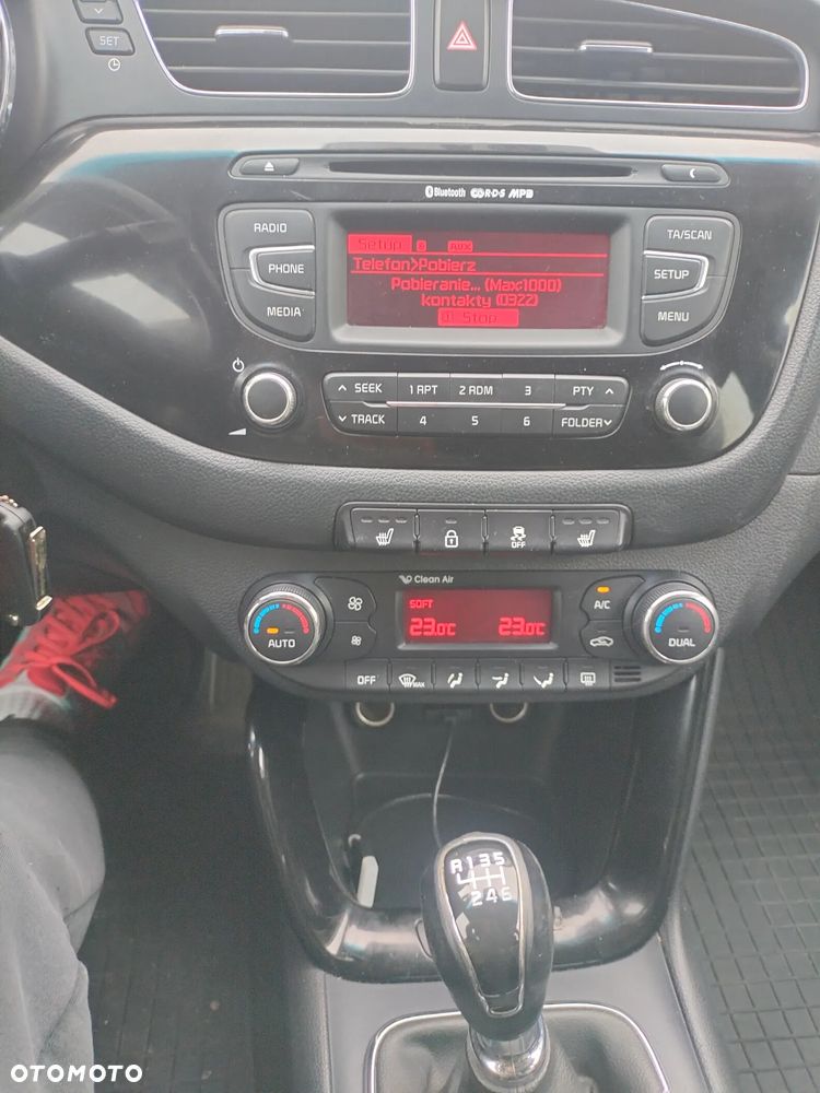 Kia Ceed - 31