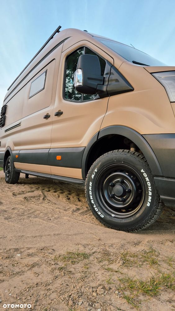 Ford Transit - 11