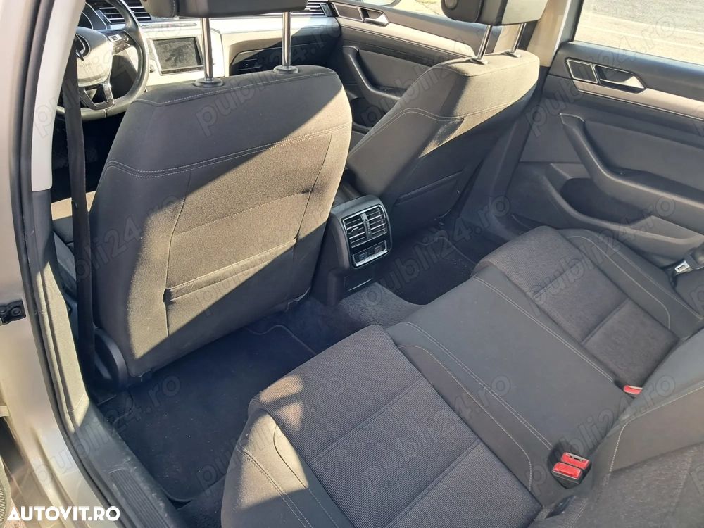 Volkswagen Passat 1.6 TDI (BlueMotion Technology) DSG Comfortline - 4