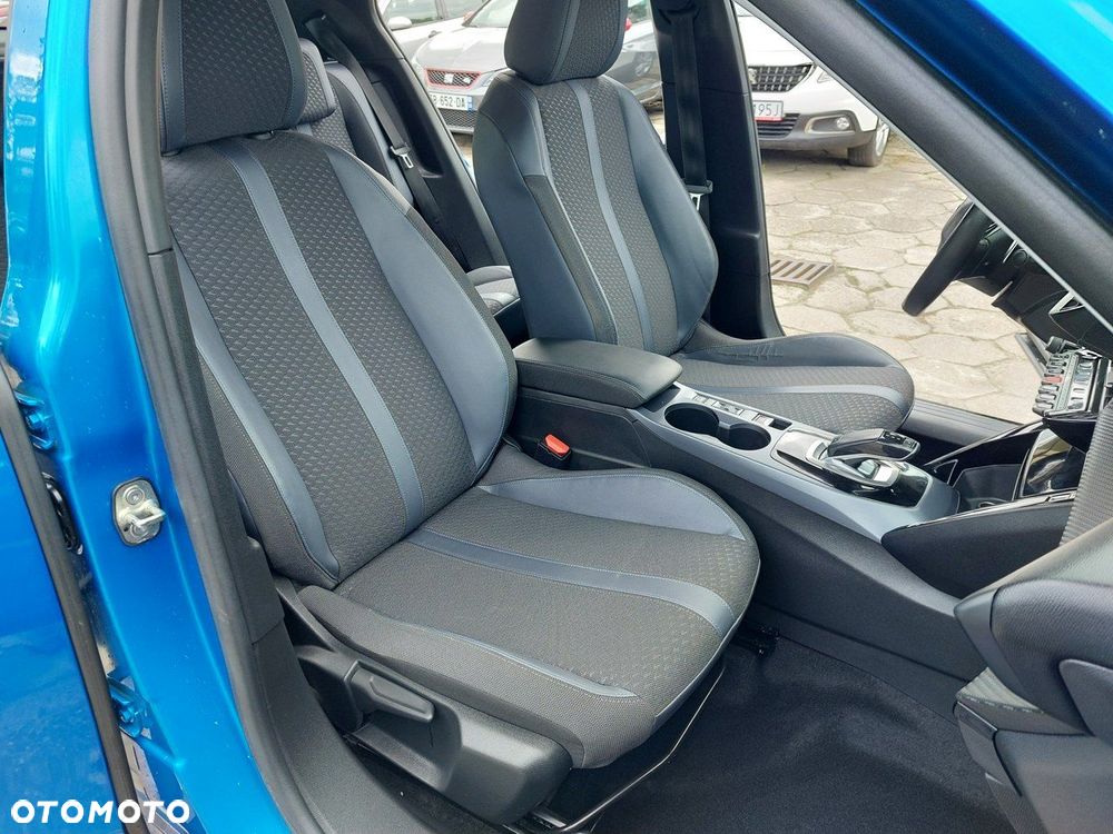 Peugeot 2008 - 19