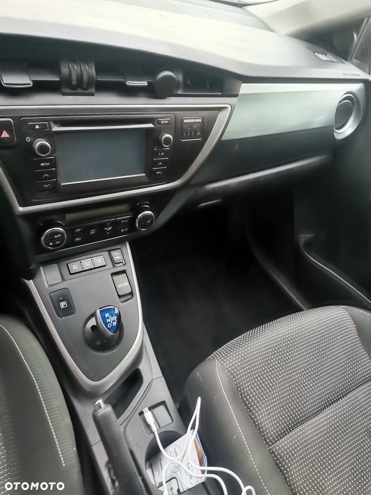 Toyota Auris - 10