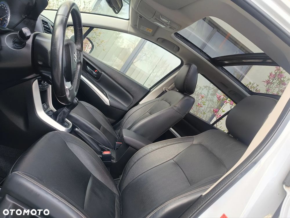 Suzuki SX4 S-Cross 1.6 VVT 4x2 limited+ - 29