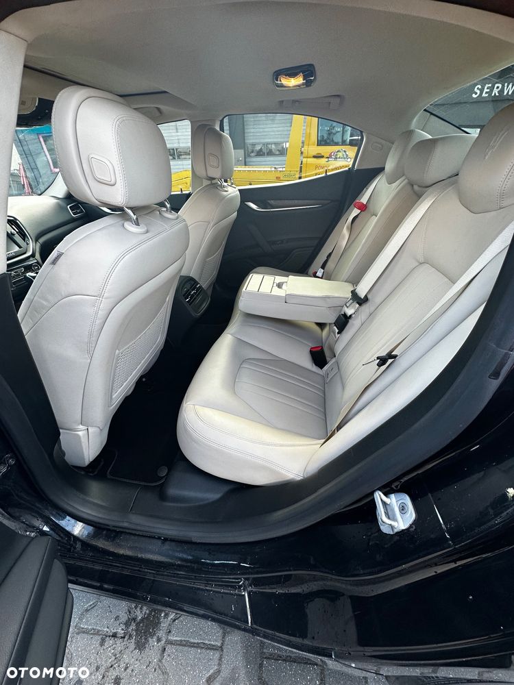 Maserati Ghibli S Q4 - 10