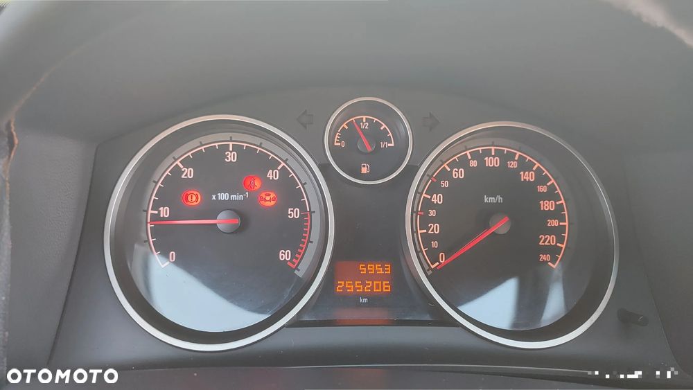 Opel Astra 1.7 CDTI Cosmo - 12