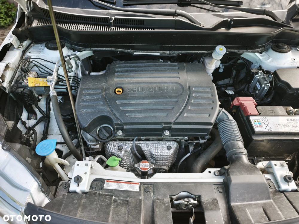 Suzuki Vitara 1.6 Comfort 2WD - 11
