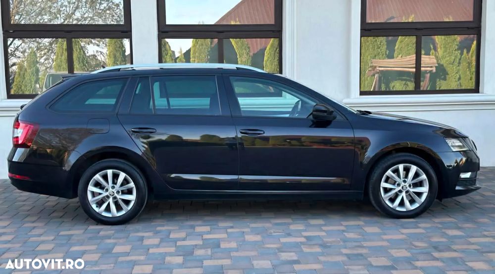 Skoda Octavia 2.0 TDI Sport Edition - 10