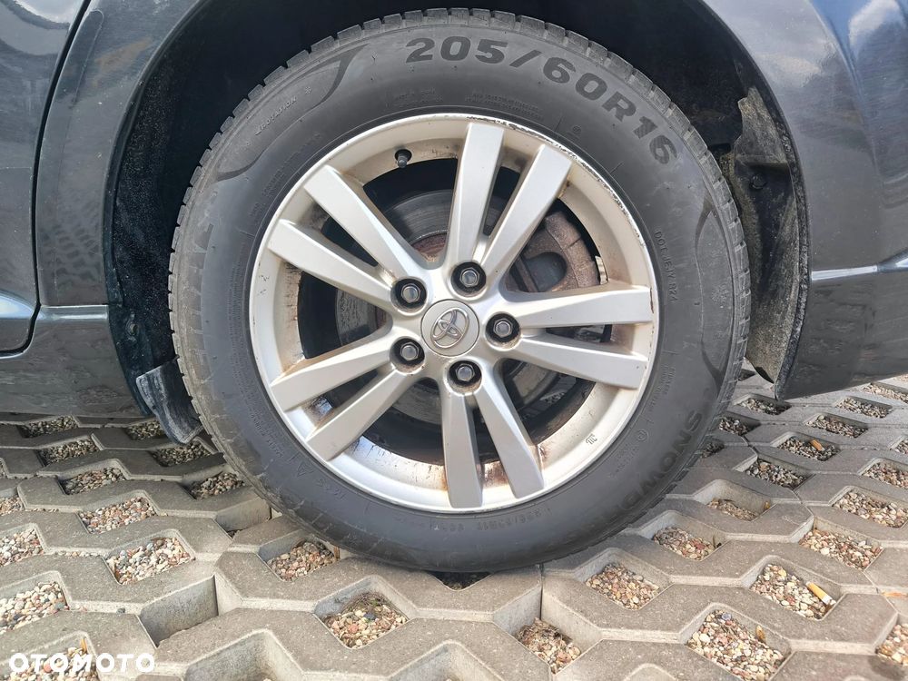 Toyota Avensis 2.0 D-4D Sol - 7