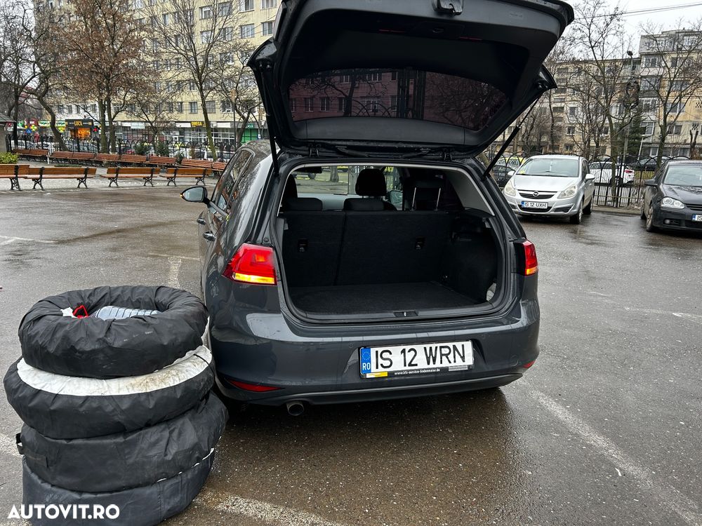 Volkswagen Golf 1.6 TDI Comfortline - 4