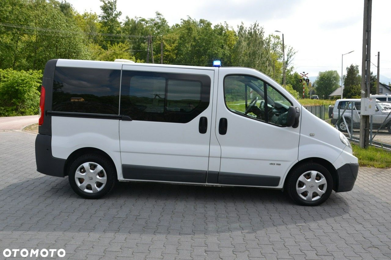 Renault Trafic - 8