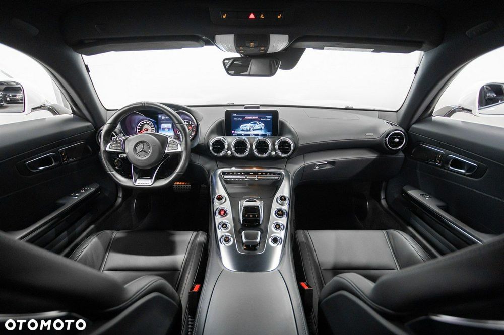 Mercedes-Benz AMG GT - 21