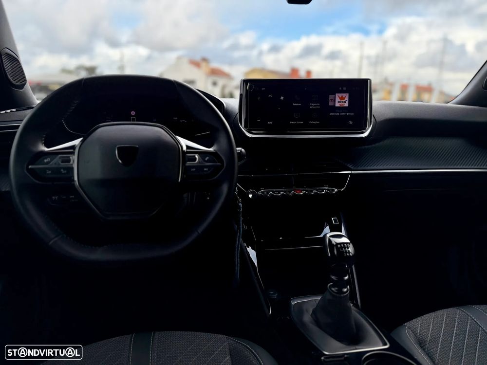 Peugeot 2008 1.2 PureTech Allure Pack - 15