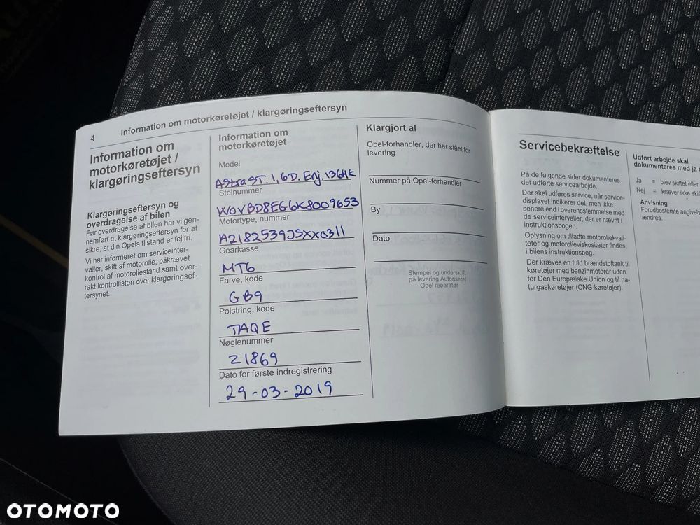 Opel Astra 1.6 D Start/Stop Dynamic - 37