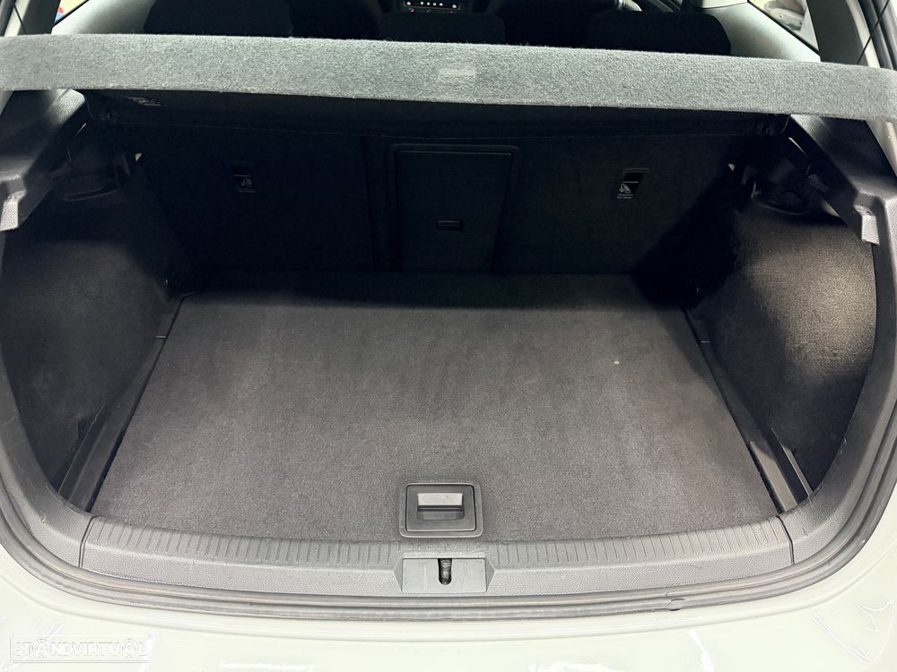 VW Golf 1.6 TDi BlueMotion Trendline - 30