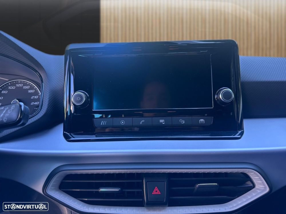 SEAT Arona 1.0 TSI FR - 12