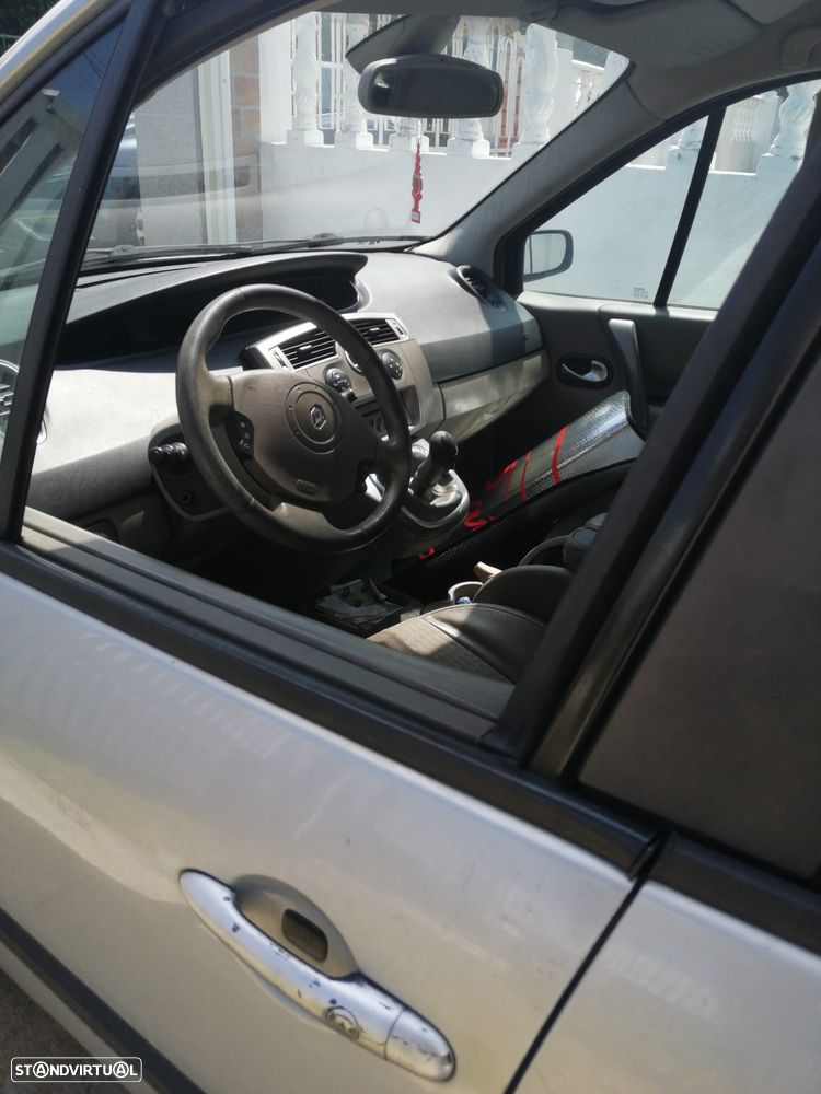 Renault Scénic - 6