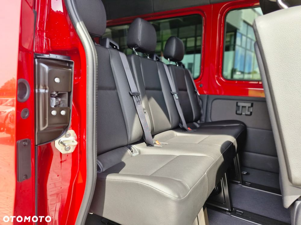 Mercedes-Benz Sprinter Standard PRO 907.233 - 15