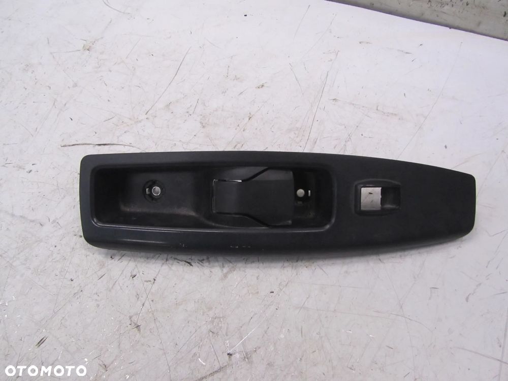 fiat doblo 11r->klamka wewnętrzna lewy przód