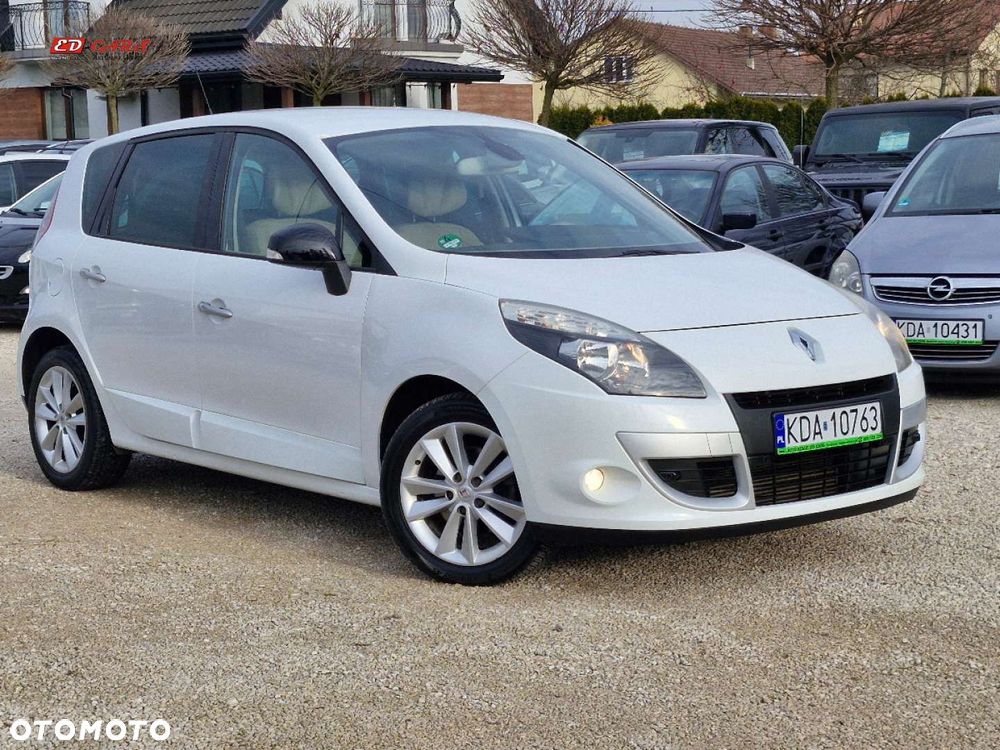 Renault Scenic - 1