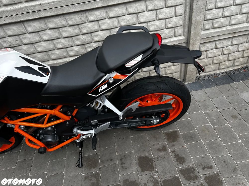 KTM Duke - 17