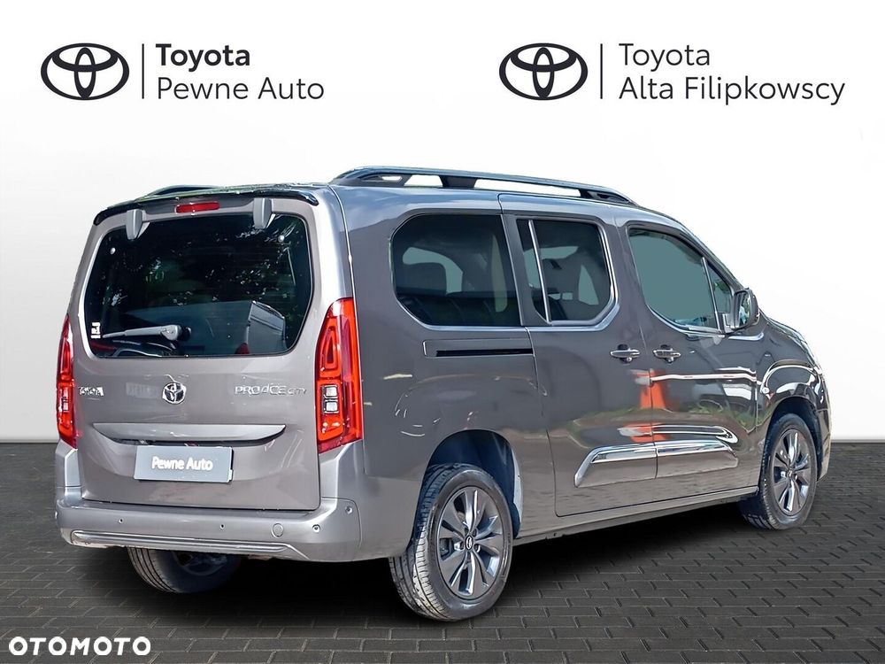 Toyota Proace City Verso 1.5 D-4D Family - 2