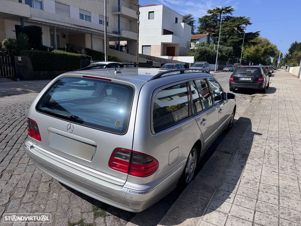 Mercedes-Benz E 270 - 1