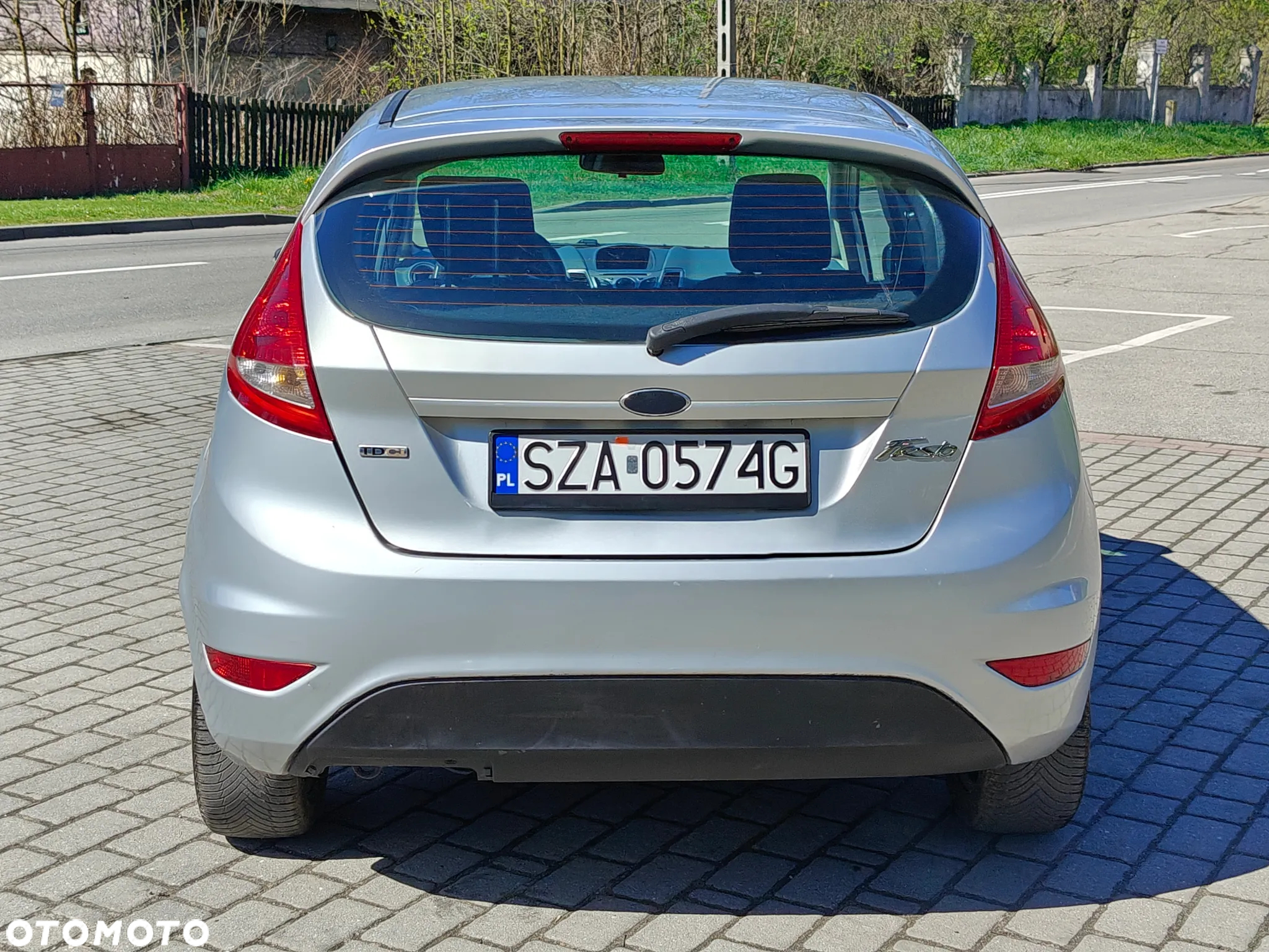 Ford Fiesta 1.6 TDCI Ambiente - 13
