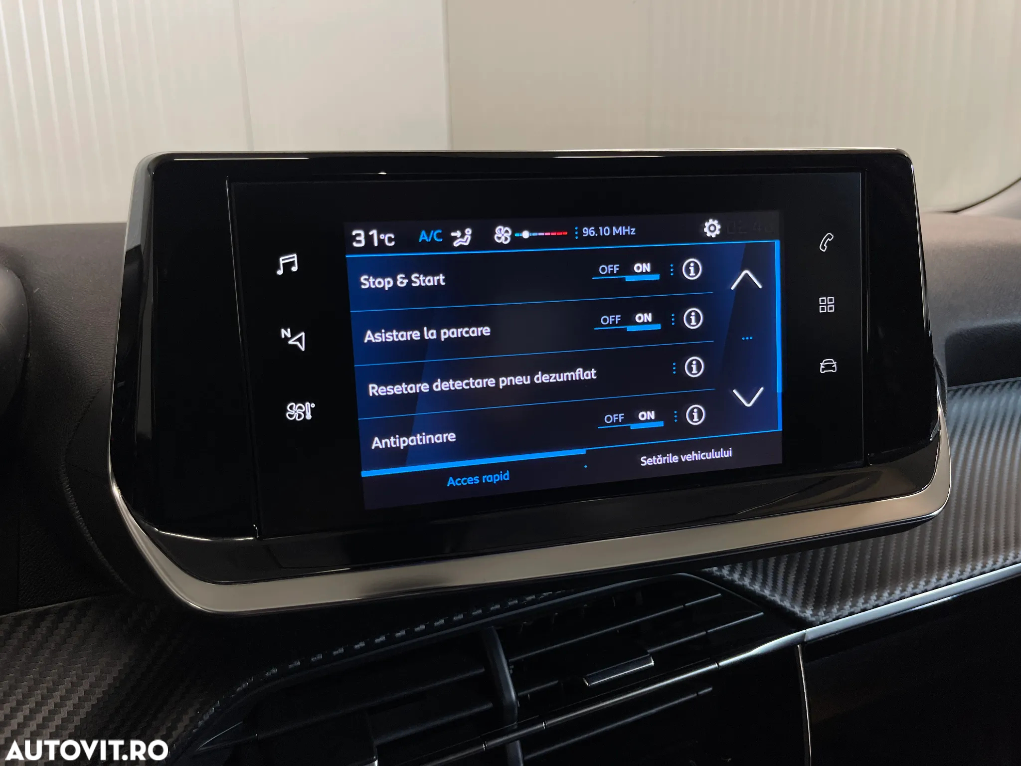 Peugeot 2008 1.5 BlueHDI FAP Active - 16