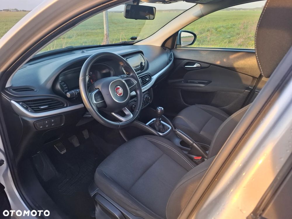 Fiat Tipo 1.4 16v Easy - 8