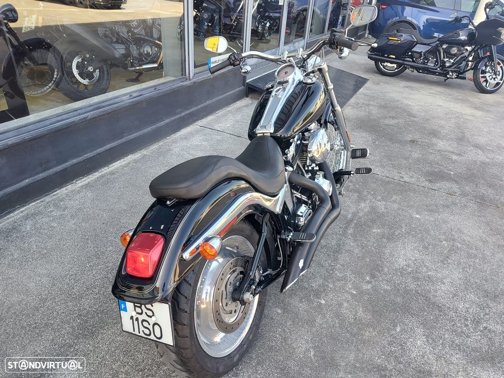 Harley-Davidson Softail Deuce - 3