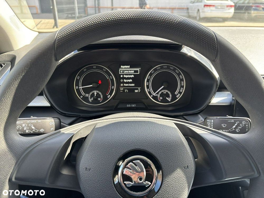 Skoda Fabia 1.0 Ambition - 24