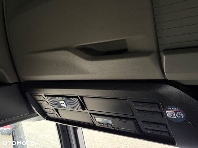 MAN TGS 18.470 4x4 HYDRODRIVE - 11