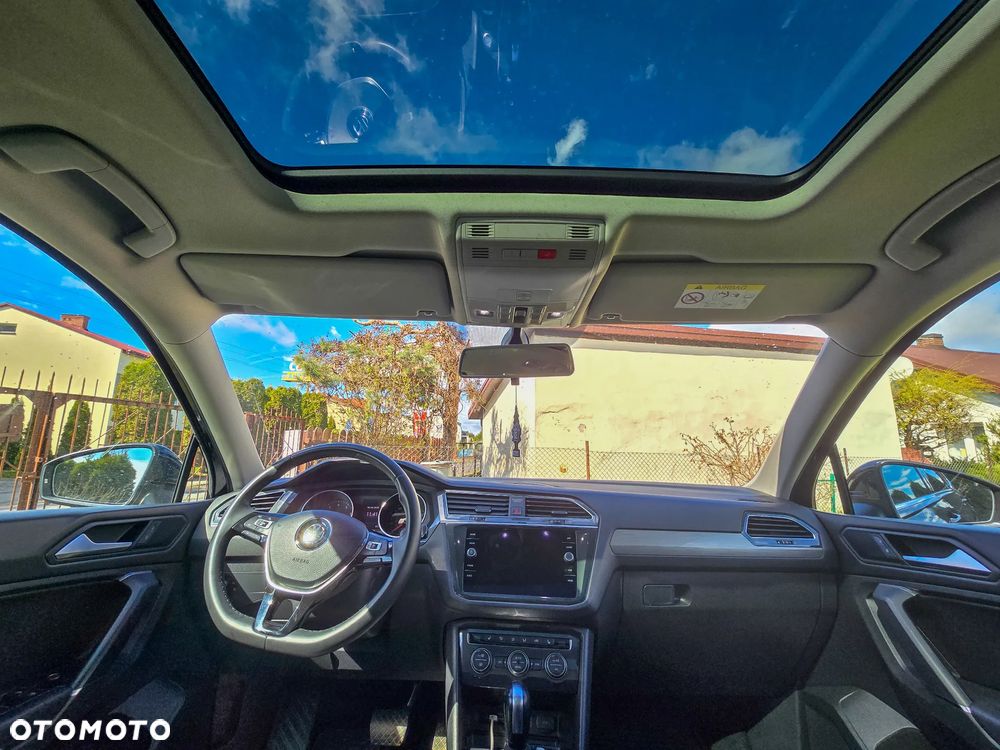 Volkswagen Tiguan Allspace - 16