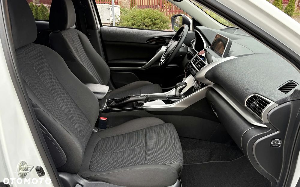 Mitsubishi Eclipse Cross 1.5 T-MIVEC ClearTec CVT 2WD Diamant Edition Plus - 20