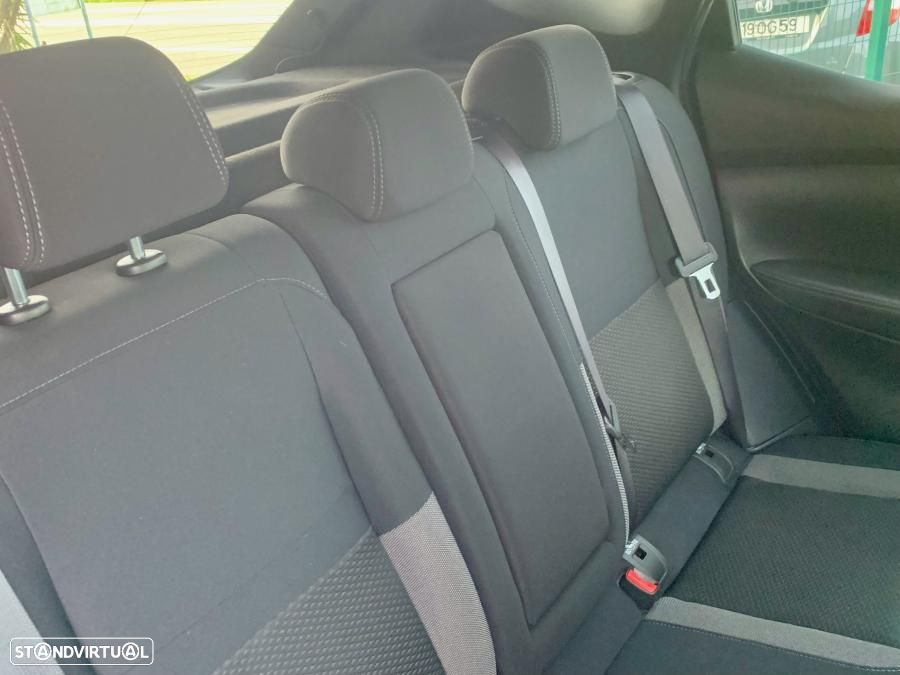 Nissan Qashqai 1.5 dCi N-Connecta J18 - 3
