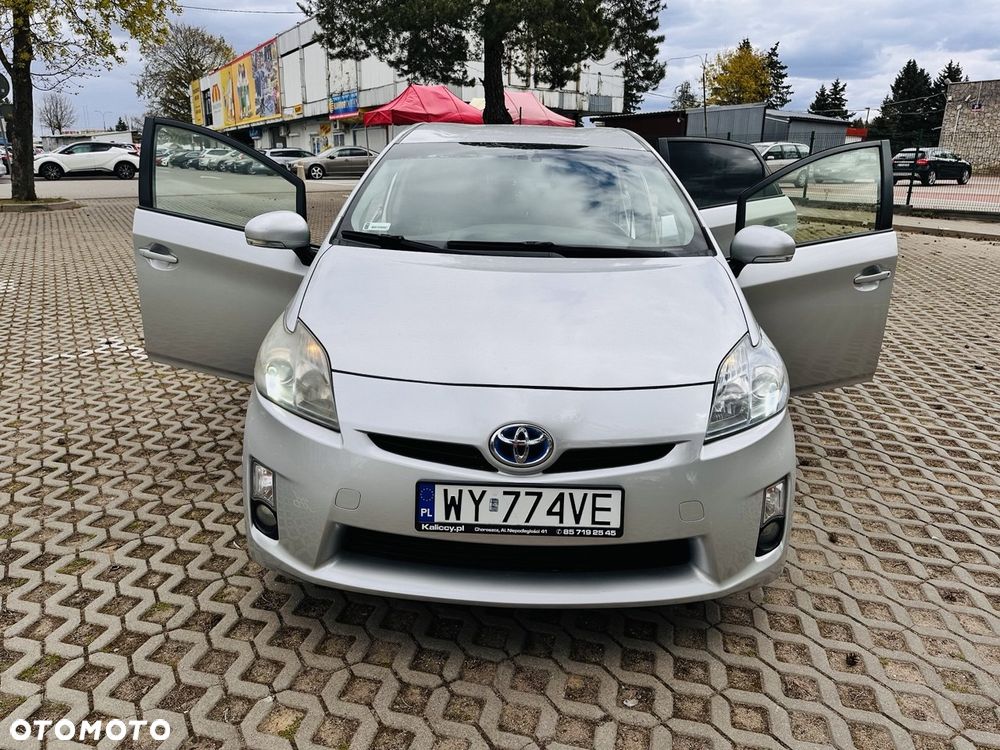 Toyota Prius 1.5 VVT-i Prestige - 1