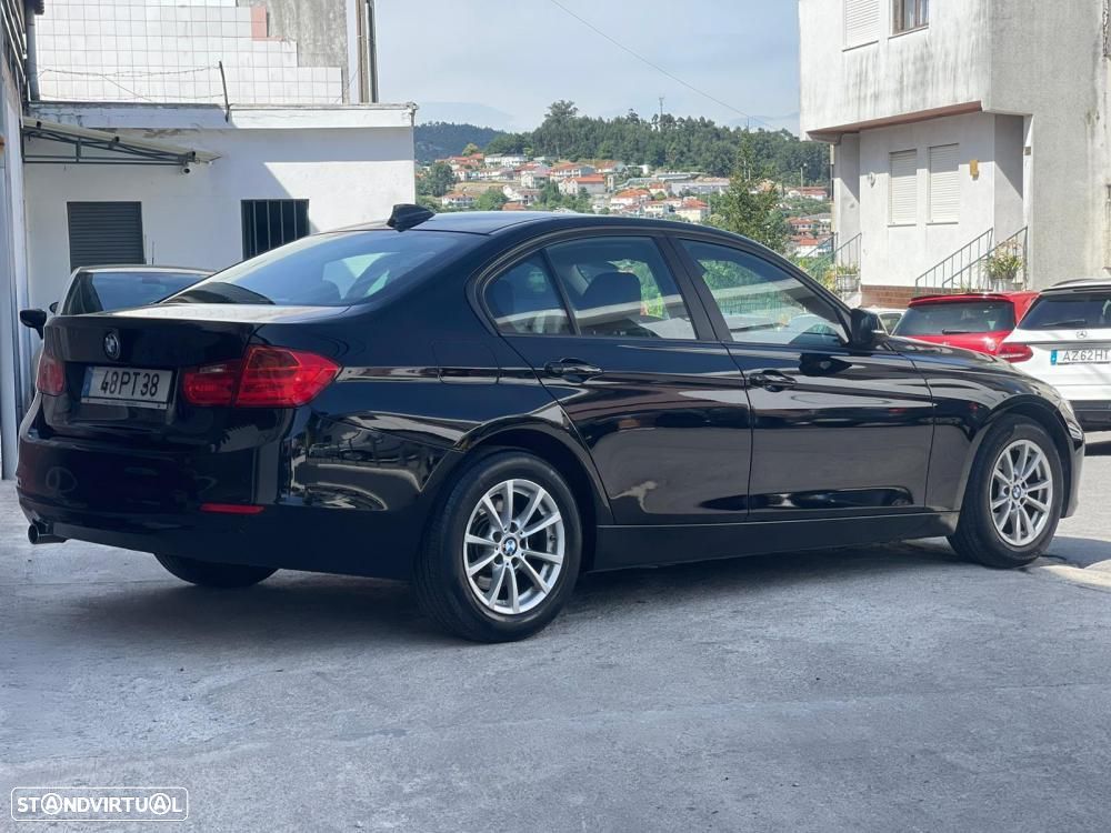 BMW 320 d Line Sport - 14