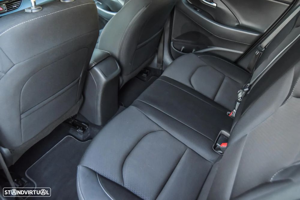 Hyundai i30 SW 1.6 CRDi Style - 13