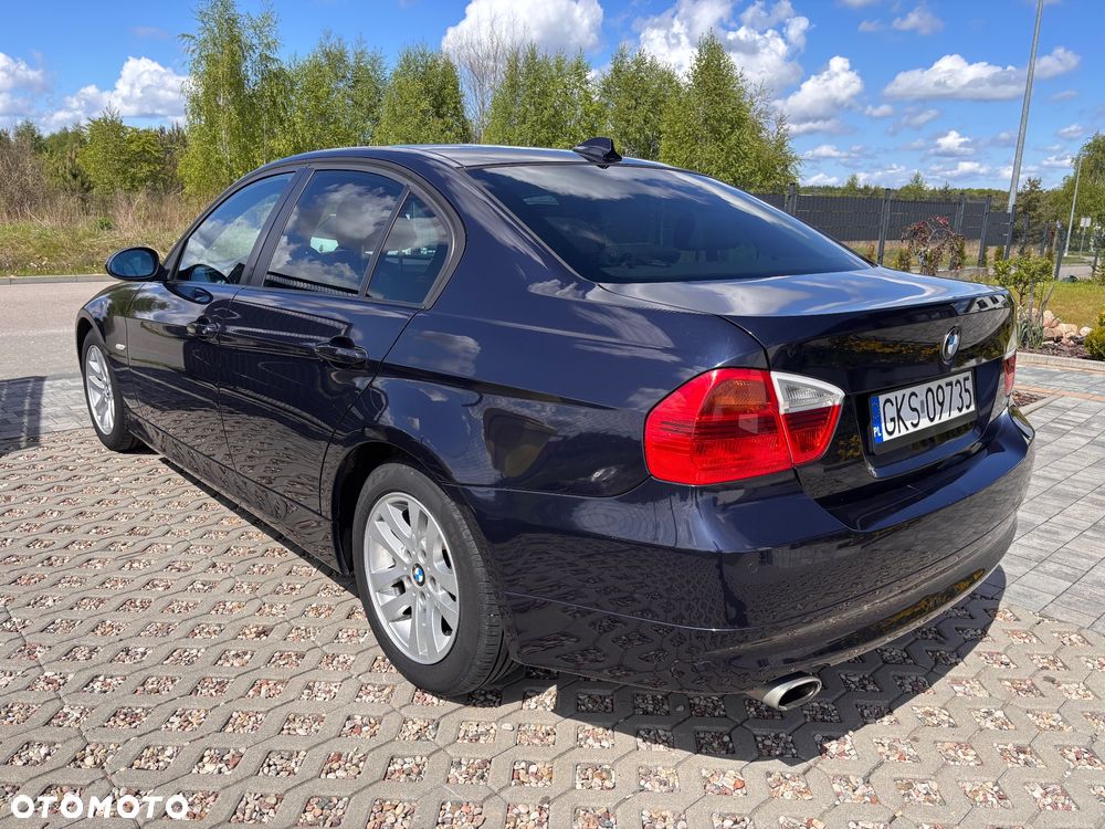 BMW Seria 3 320d DPF - 8