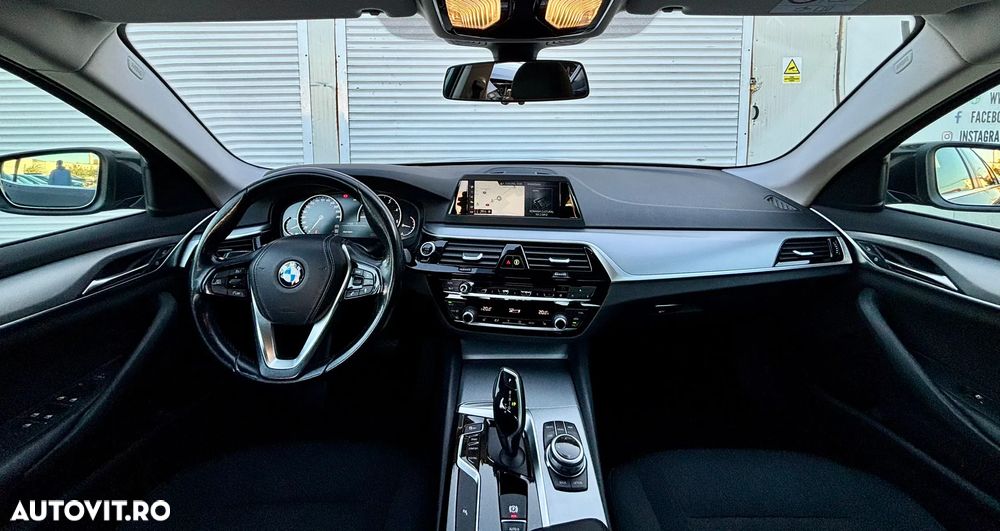 BMW Seria 5 520d AT - 3