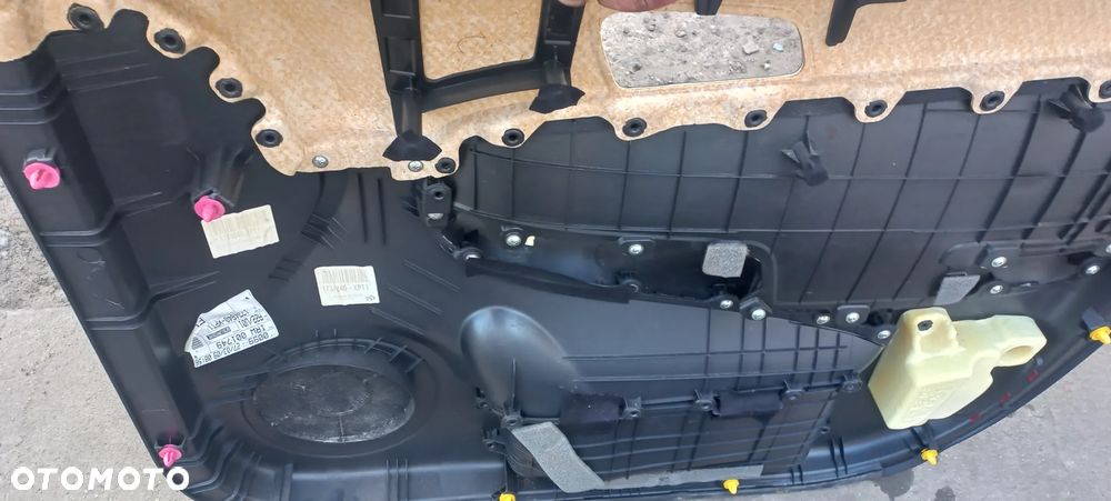 BOCZEK DRZWI LEWY PRZÓD HYUNDAI I30 07-12 poznan - 3