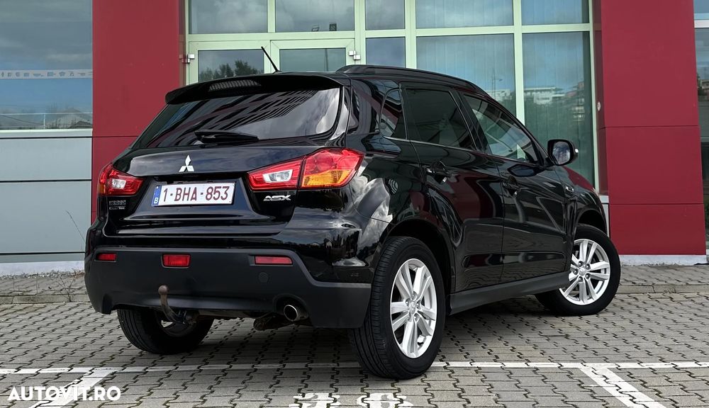 Mitsubishi ASX - 4