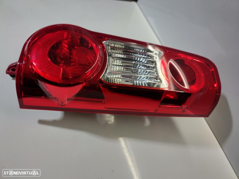 Farolim Farol Novo Traseiro Peugeot Partner Citroen Berlingo Dto (B9) 2008 a 2012 - 2