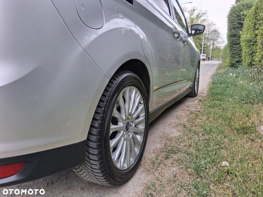Ford Grand C-MAX 2.0 TDCi Titanium - 31