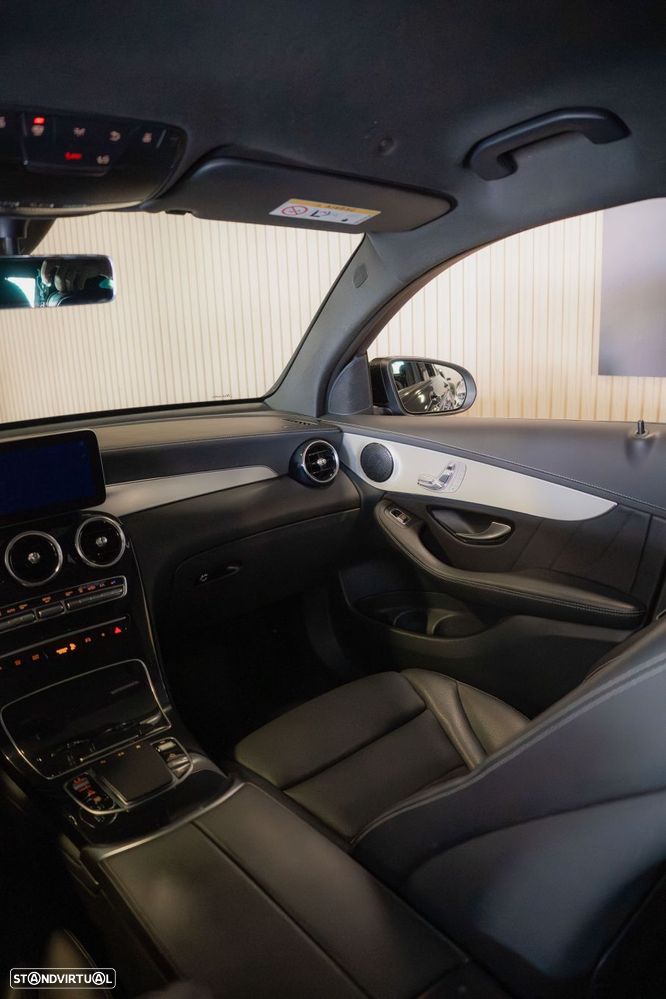 Mercedes-Benz GLC 300 de Coupe 4Matic 9G-TRONIC AMG Line - 34