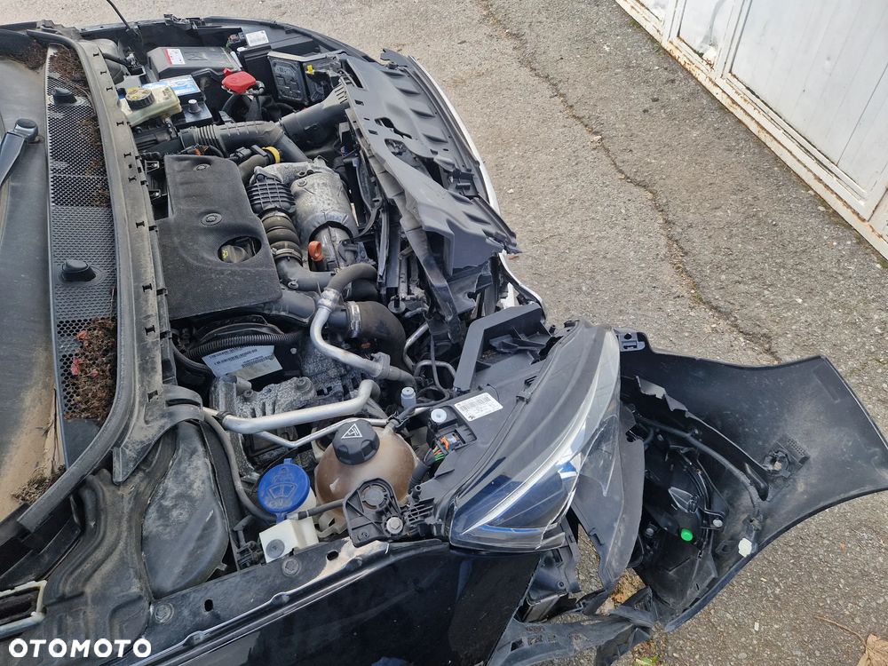 Peugeot 308 SW BlueHDi 120 EAT6 Stop & Start GT-Line Edition - 11